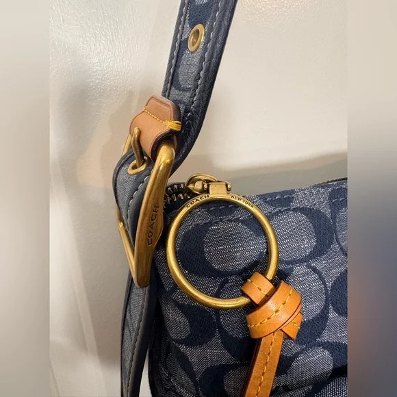 💙 Coach Signature Denim Cargo Shoulder Bag | 3239 - Picture 5 of 16